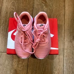 Brand New Nike’s - Never Worn kids SZ 12